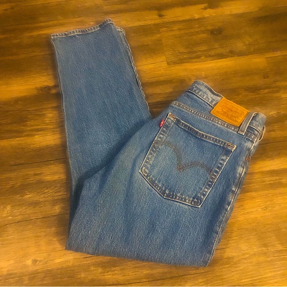 Levi’s Wedgie straight jeans button fly medium wash size 27 - Picture 13 of 13